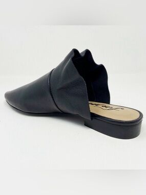 Free People Sienna Ruffle Slip On Black Leather Pointed Toe Mules Shoes 38 EU